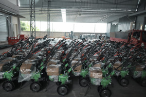 KATHER 5hp 7hp <strong>9hp</strong> 12hp <strong>Diesel</strong> <strong>Engine</strong> Motocultor <strong>for</strong> Agriculture <strong>Power</strong> <strong>Weeder</strong> &amp; Cultivator <strong>for</strong> Farm Ditching &amp; Weeding Machine - Product Image 5