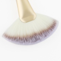 Kuas Highlighter Single Fan Brush dengan Gagang Kayu, Bulu Sintetis Lembut, Tersedia
