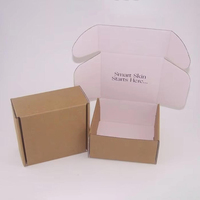 Boîtes d'expédition pliantes avec logo personnalisé écologique Conception brun kraft naturel durable Envoi postal en papier kraft carton Type de dossier