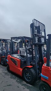 HELI Batteriebetriebener Gabelstapler 3 Tonnen 2,5 Tonnen Elektro-Gabelstapler mit 3m 6m Hubhöhe - Product Image 5