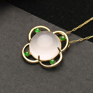 Colgante de Oro con Cristal Natural Qingyabailu Feicui y Jade de Grado Hielo, Diseño Clásico para Aniversario - Product Image 2