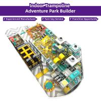 Équipement de terrain de jeu intérieur Betta, aire de jeux souple avec toboggan pour enfants, pour utilisation dans les parcs d'attractions
