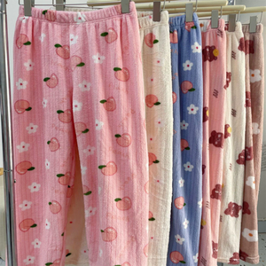 Pantalones de pijama cálidos de forro polar coral sueltos y bonitos para mujer, ropa de casa para adolescentes, pantalones de dormir para mujer al por mayor - Product Image 1