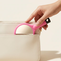 Brosse à cheveux démêlante à coussin d'air double face avec logo personnalisé, motif arc-en-ciel, forme S ondulée, avec miroir intégré pour le coiffage des filles