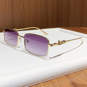 Gafas de sol rectangulares de lujo para mujer, protección solar UV400 con montura completa, diseño moderno - Product Image 4