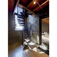 Escalier en colimaçon sur mesure de haute qualité avec garde-corps en verre, vente chaude