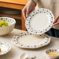 Offre Spéciale – Ensemble de vaisselle haut de gamme en céramique motif floral perlé rétro, bleu cerisier (bols à riz et assiettes)