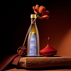 Bouteille d'huile carrée plate en plastique PET haut <span class=keywords><strong>de</strong></span> gamme <span class=keywords><strong>de</strong></span> 500ml pour graines <span class=keywords><strong>de</strong></span> tournesol huile <span class=keywords><strong>de</strong></span> lin <span class=keywords><strong>noix</strong></span> sauce soja <span class=keywords><strong>vinaigre</strong></span> - Product Image 1