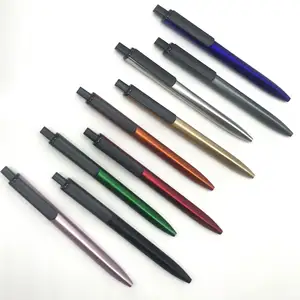 फ़ैक्टरी आपूर्ति गोल्डन सप्लायर बॉलपॉइंट पेन, रंगीन स्वनिर्धारित लोगो पेन के साथ