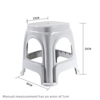 Tabouret adulte en plastique épaissi au design moderne tabouret carré haut simple pour la maison chaise salon-vente en gros empilable