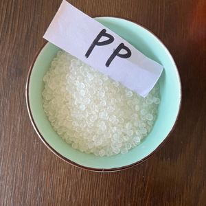 Gránulos de PP para Moldeo por Inyección, Copolímero Aleatorio Transparente PP R370Y Mfi18, Materias Primas Plásticas de PP para Jeringas Desechables - Product Image 1