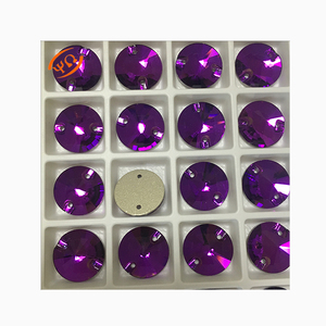 En gros, Pierres à coudre en verre Topaz Gold, <span class=keywords><strong>Strass</strong></span> fantaisie Rivilo ovales, triangulaires, ovales à dos plat, Perles de cristal à coudre pour vêtements et chaussures - Product Image 4