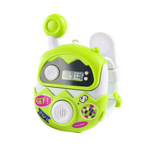 Ensemble de talkie-walkie pour enfants - Portée de 300 m, <span class=keywords><strong>radio</strong></span> bidirectionnelle avec horloge numérique et cordon portable pour les jeux en extérieur/intérieur - Product Image 4