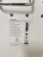 Batería de Almacenamiento de Energía Solar LiFePO4 de 51.2V 205Ah, BMS Inteligente, WiFi, Bluetooth, CAN, Pantalla LCD, 6000 Ciclos, 5 Años de Garantía, Todo en Uno
