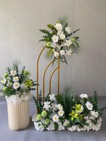 Décoration de fête moderne en fleurs artificielles en soie sur panneau KT pour scène, podium et zone d'accueil, Floristerie fabriquée en Chine