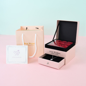 <span class=keywords><strong>2025</strong></span> Hoa bó hoa bao bì hộp vali thiết kế các tông hoa Hộp quà tặng với bán buôn hoa hộp quà tặng - Product Image 4