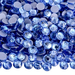Strass en verre à dos plat collés, série bleue Oleeya Hot Fix, pour la décoration et le transfert sur vêtements - Product Image 3