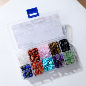 Vente en gros Cristal de guérison naturel Améthyste Pierre brute Gravier Chips Pierre dégringolée Set Boîte pour Cadeau - Product Image 3