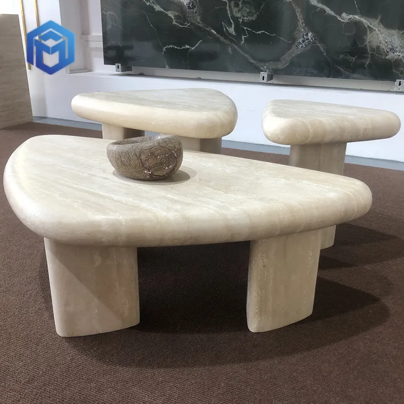 Tongyu Natuurlijke Marmeren Tafel Met Ronde Zijkanten Driehoekige Beige Travertijn Salontafel Voor Woonkamer