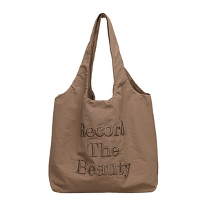 Sac fourre-tout décontracté coréen en velours doux, grand sac à bandoulière en nylon brodé de lettres tendance pour femme - Product Image 5