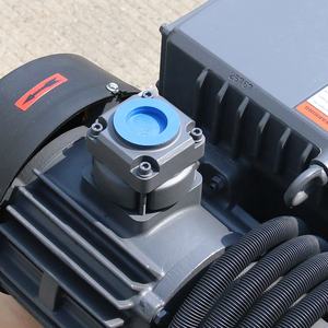 PV100 100m3/sa Puyon Vakum Pompası Tek Kademeli Döner Kanatlı Vakum Pompası Reçine Enjeksiyonu için - Product Image 3