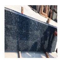 Granit bleu scintillant poli de haute qualité, moderne, sur mesure, grande dalle pour la décoration des murs et des sols