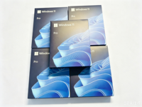 WIN 11 Pro USB Edición en Caja, Versión en Inglés de 64 bits, Código de Activación 100% Online, Compatible con MAC, Multilingüe