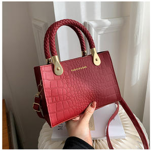 Bolso de Hombro Versátil y Elegante 2025 con Cierre de Hebilla de Cuero PU Genuino, Capacidad de 1L, Unisex, Bolso de Mano Transfronterizo - Product Image 6