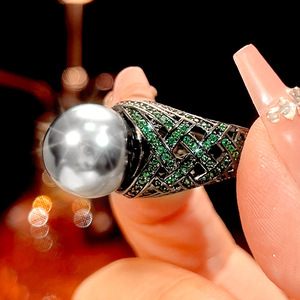 Anillo de Diamantes de Lujo Vintage de la Marca ZHENXUN, Base de Cobre con Baño de Oro Negro, Diseño Personalizado, Venta al por Mayor - Product Image 6