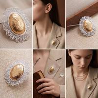 Broche vintage ovale martelée en laiton plaqué or véritable avec filigrane ajouré pour femme, cadeau de mariage ou de fiançailles