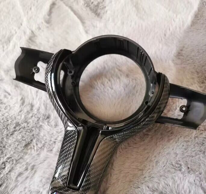 Véritable fibre de carbone [noir brillant]