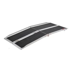 Rampes pour fauteuils roulants, rampes pliantes en aluminium portables, rampes antidérapantes doubles, résistantes jusqu'à 600 lb - Product Image 1