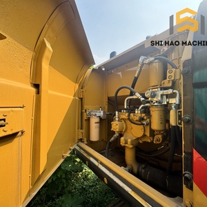 Excavatrice hydraulique sur chenilles Caterpillar CAT320D2 d'occasion, 20 tonnes, 90 % neuve, haute qualité, pour projets municipaux - Product Image 6