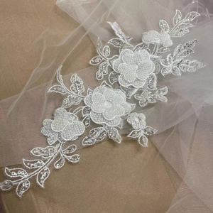 Aplique de Tela de Encaje con Flores 3D y Pedrería de <span class=keywords><strong>Alta</strong></span> <span class=keywords><strong>Costura</strong></span> para Tocado de Novia, Capa, Velo, Motivo de Flor para el Cabello - Product Image 2