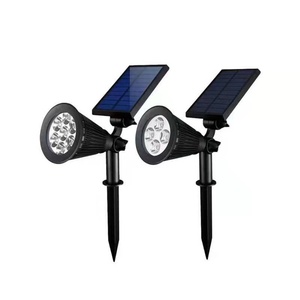 Éclairage de jardin intelligent et conception de circuits, lampadaire LED solaire à piquet pour allée, idéal pour l'aménagement paysager - Product Image 1