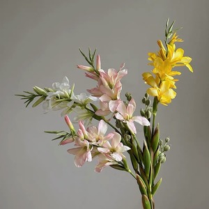 KEWEI T999 Venta caliente de seda de un solo tallo largo Canna lirio <span class=keywords><strong>flores</strong></span> artificiales <span class=keywords><strong>flores</strong></span> tropicales decoración del hogar - Product Image 3