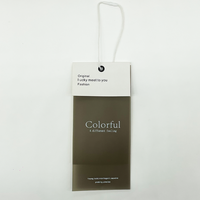 Eco-Friendly Haute Qualité Impression Personnalisée Logo Etiquettes de Luxe Balançoire Etiquettes de Vêtement Étiquettes volantes en Papier avec Corde pour Vêtements