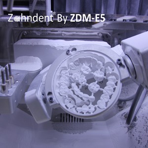 Zahndent Fresatrice Dentale Intelligente a Cinque Assi con 6 Alloggiamenti per Frese, Attrezzatura per Laboratorio Odontotecnico - Product Image 4