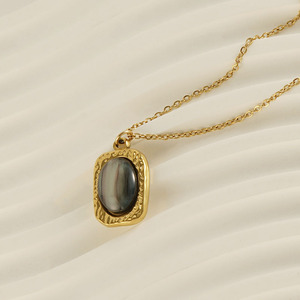 Natural Tiger's Eye Pendant Necklace 18K Plated Gold Chain Square Shape For Women Business Gift Fashion Jewelry - Product Image 3