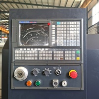 Torno de Cama Plana Paralela con Control Numérico Fanuc GSK, Máquina CNC de Alta Precisión Cak6161 en Venta