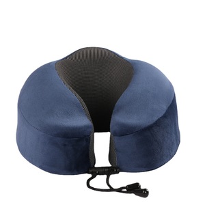 Oreiller de voyage portable en mousse à mémoire de forme en forme de U, en velours bleu, pour adultes et personnes âgées - Product Image 1