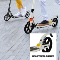Scooter plat pliable facile PU Kick Scooter avec grandes roues Scooter adulte Push Scooter pour adultes