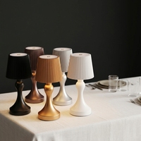 Barre lumineuse d'ambiance de style européen, en fer, à piles, flexible, à commande tactile, pour restaurant et chambre romantique