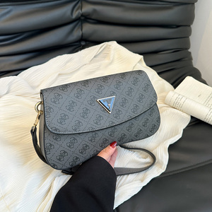 Nouveau <span class=keywords><strong>Sac</strong></span> à <span class=keywords><strong>Bandoulière</strong></span> Bagel Tendance et Haut de Gamme 2025 avec Imprimé, <span class=keywords><strong>Sac</strong></span> Sous le Bras pour Femme - Product Image 3