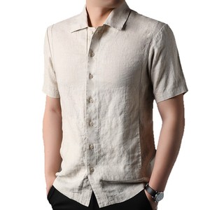 Camicia da uomo casual a maniche corte in 100% lino con perline, tinta unita, risvolto, trattamento anti-piega, alta solidità del colore, nuova collezione estiva 2026 - Product Image 1