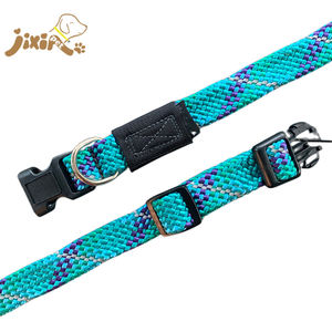 <span class=keywords><strong>Collar</strong></span> de lujo personalizado para cachorros <span class=keywords><strong>Collar</strong></span> de perro mascota ajustable en tres tamaños Collares con estampado de flores coloridas - Product Image 2