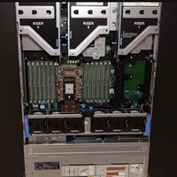 Server AMD R7615 dengan AMD EPYC 9634 16SFF, Drive SSD SAS/SATA 1.92TB, Daya 1400W, Server Rak 2U, Stok 32GB