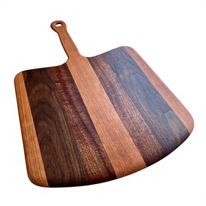 Bandeja Rústica de Madera para Servir Filetes y Pizzas con Asa de Madera, Apta para Lavavajillas, para Uso en Restaurantes - Product Image 2