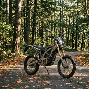 Motocicleta Ligera Ultra 24.5kw 1. Potencia Mejorada, Rendimiento de Aceleración Optimizado 1.84s (0-50 km/h) 3.7s (0-80 km/h) 2. - Product Image 3