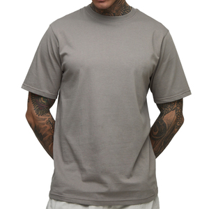 T-shirt pour homme en coton doux et respirant, 180 GSM, 100% coton tricoté, fabricant de vêtements sur mesure de haute qualité OEM - Product Image 3
